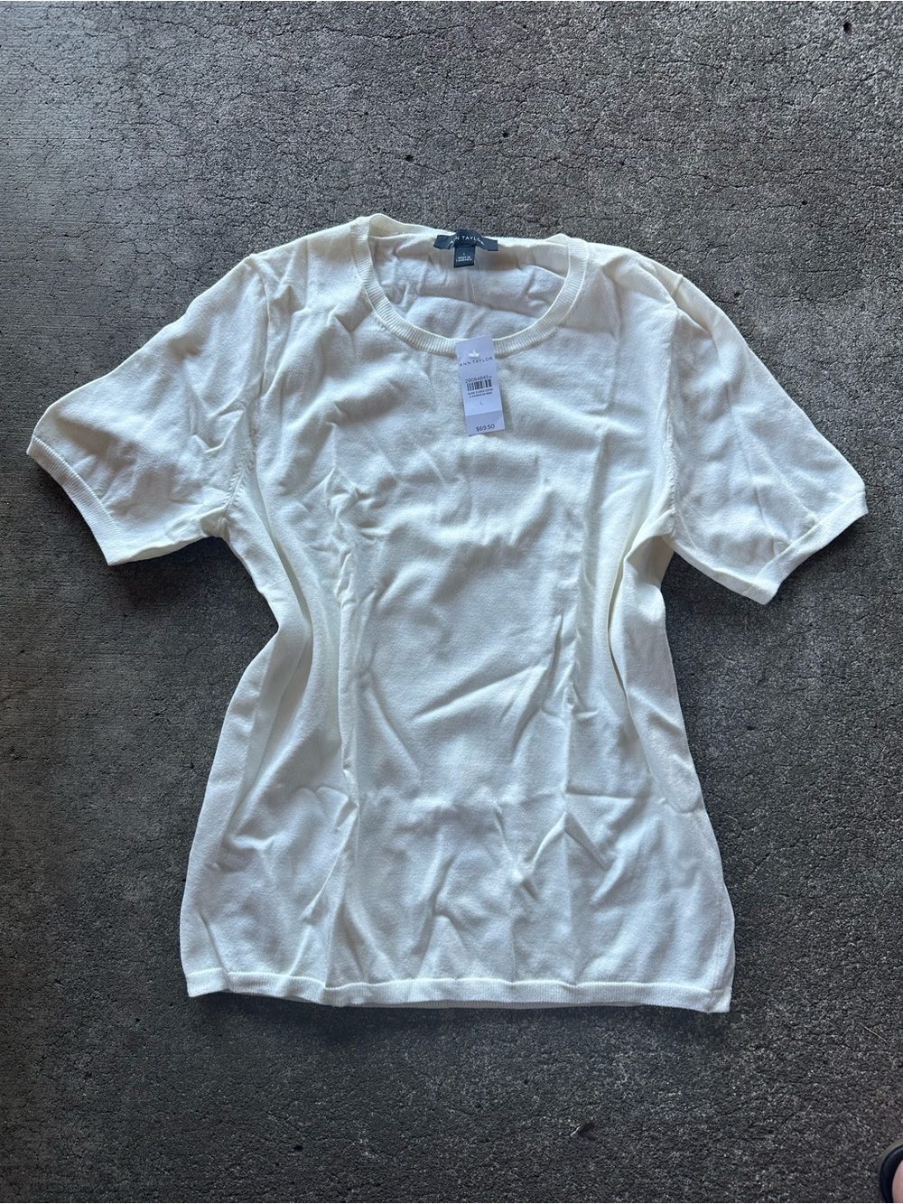 Ann Taylor White Short Sleeve Knit Stretch Fit Shirt